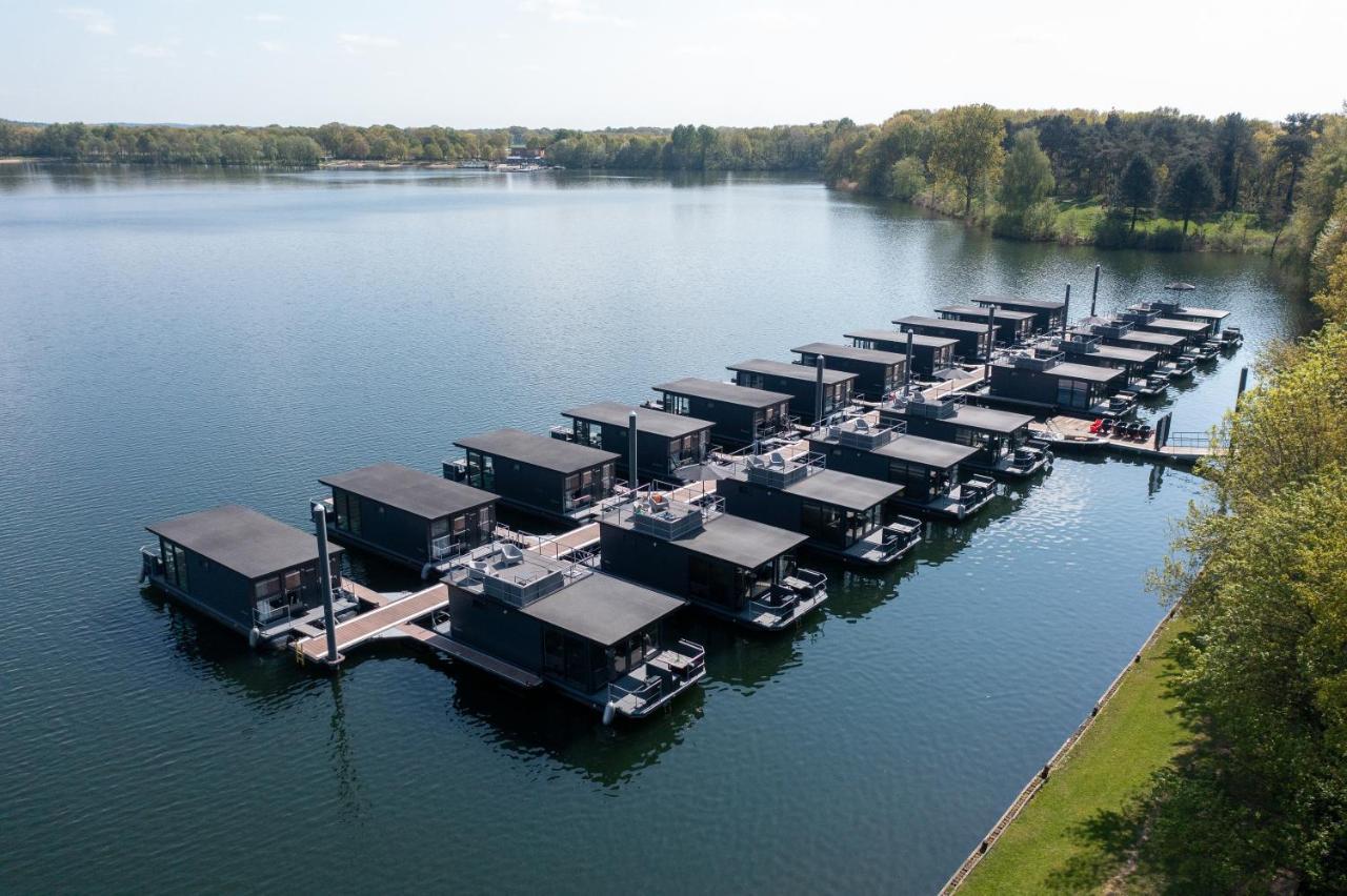 Middelaar Houseboat Mookerplas المظهر الخارجي الصورة