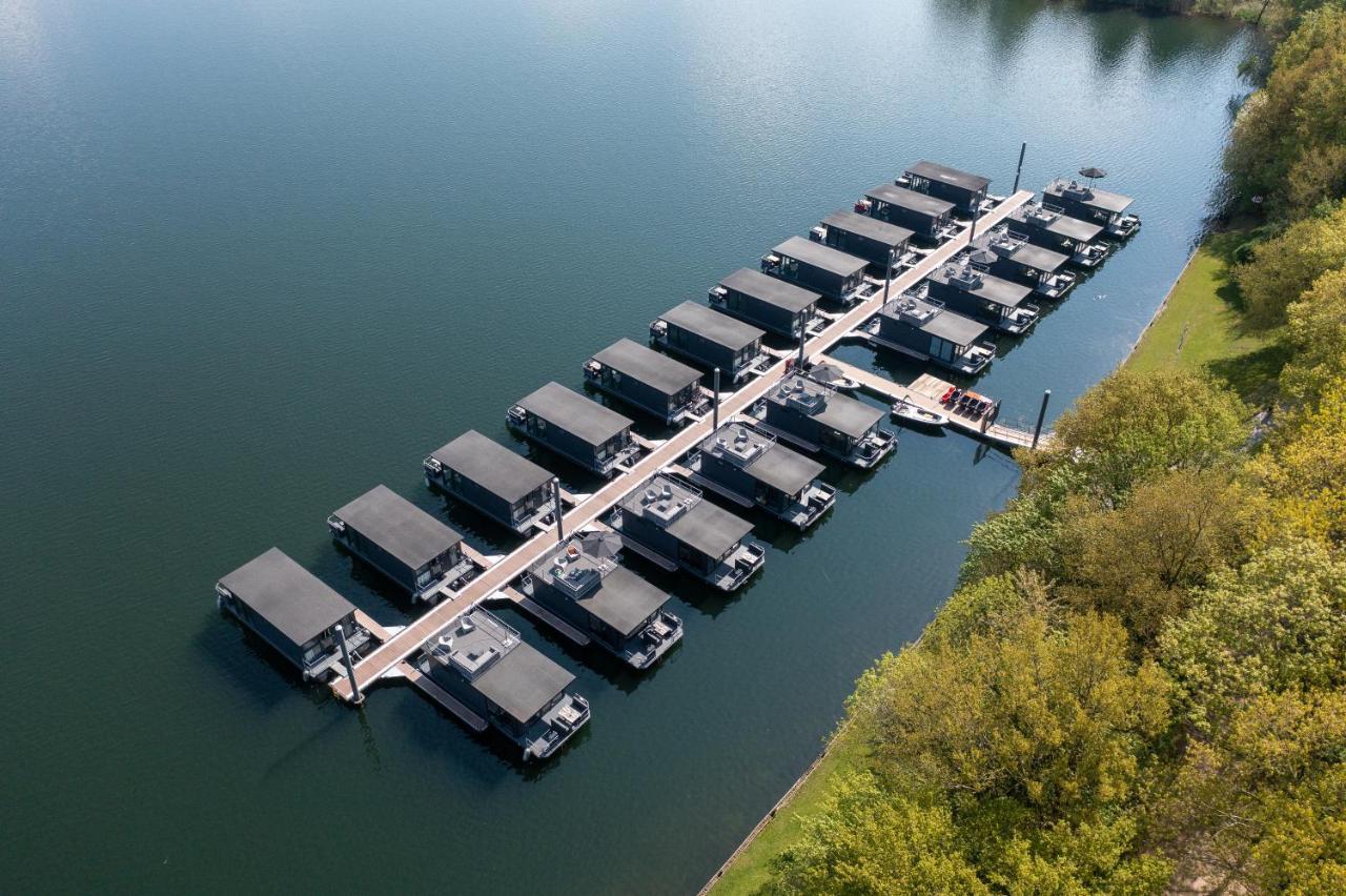 Middelaar Houseboat Mookerplas المظهر الخارجي الصورة